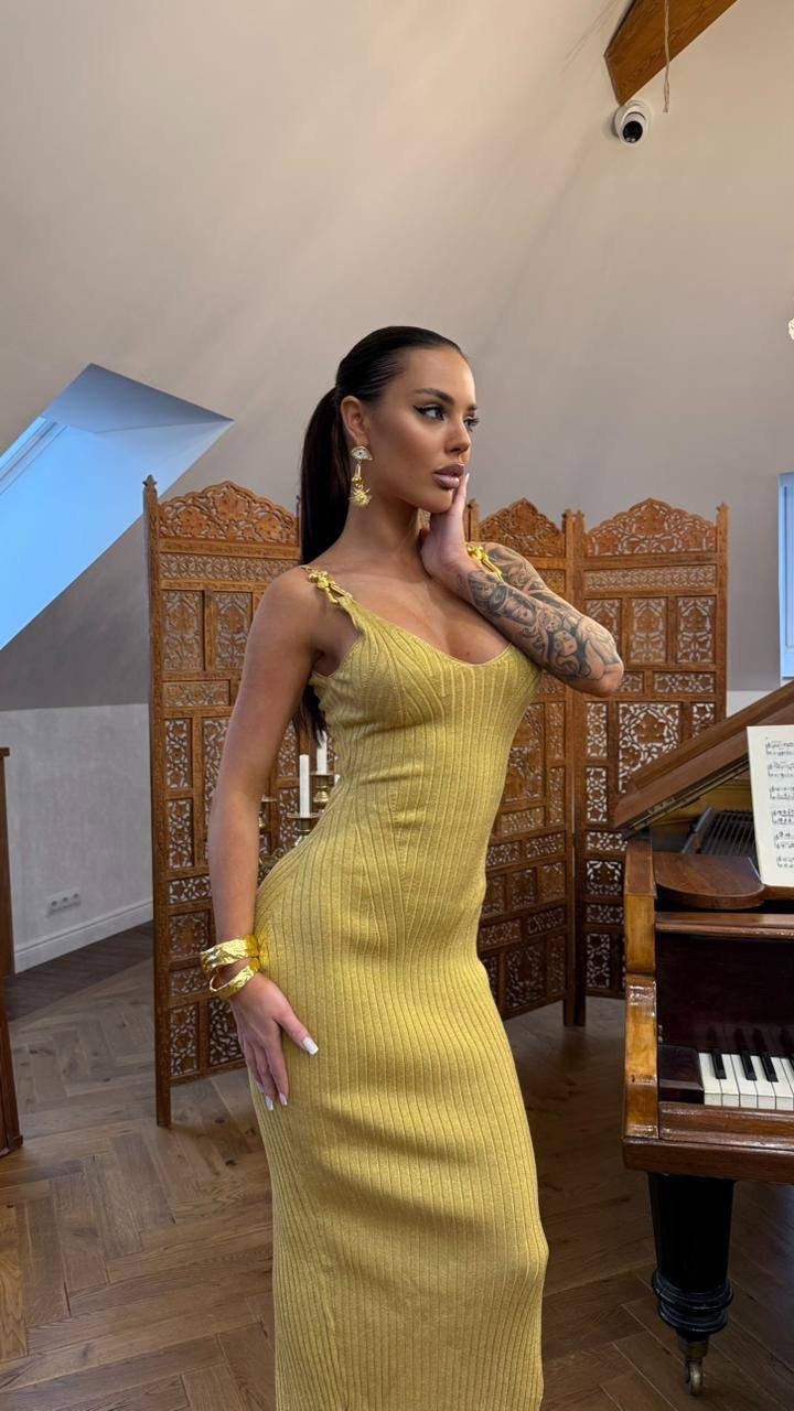 платье облегающее,трикотажное платье,платье в пол,платье,длинное вязаное платье