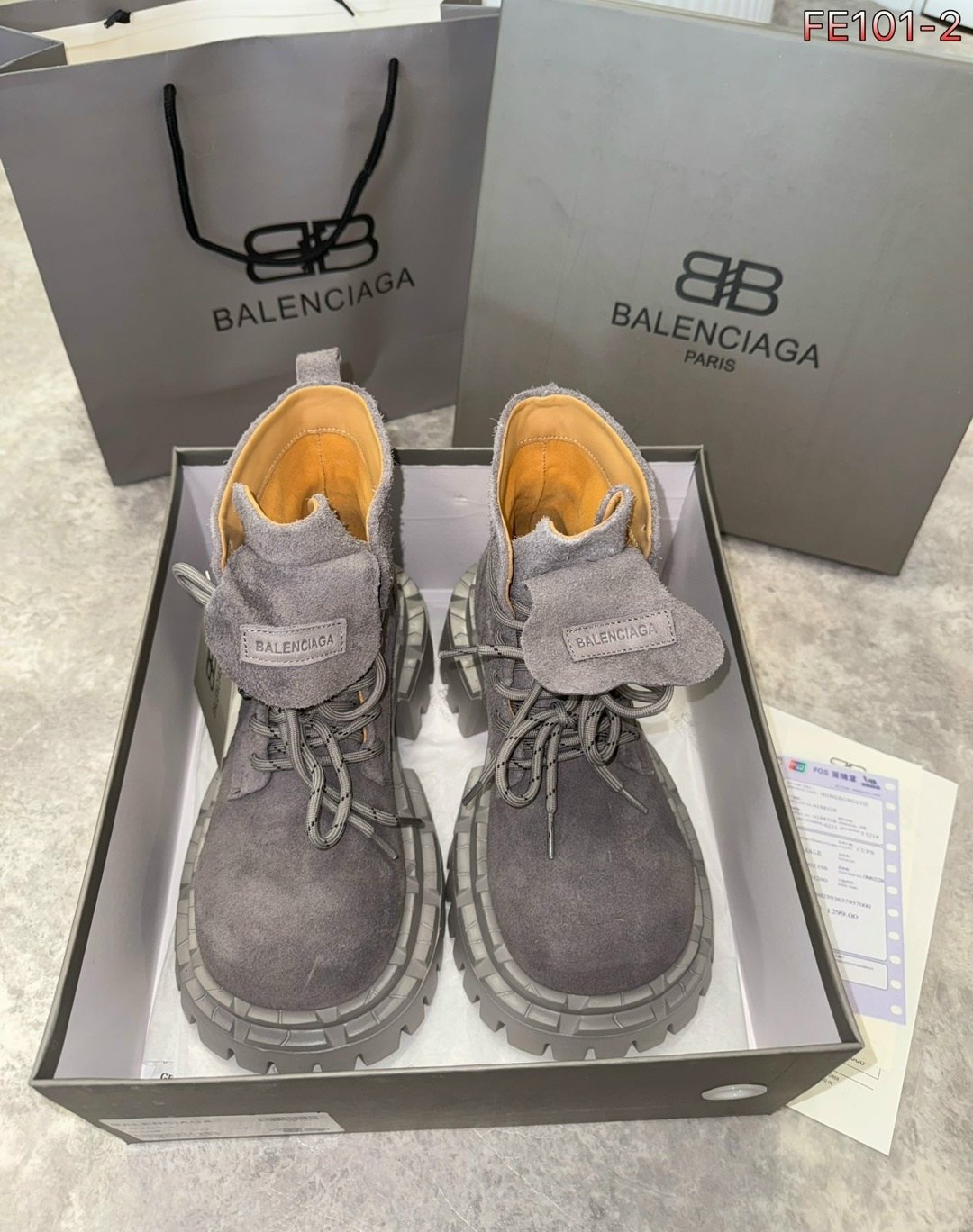 ,ботинки осенние balenciaga,ботинки balenciaga арт вх101,ботинки демисезонные челси замшевые на платформе derio цвет серый,ботинки