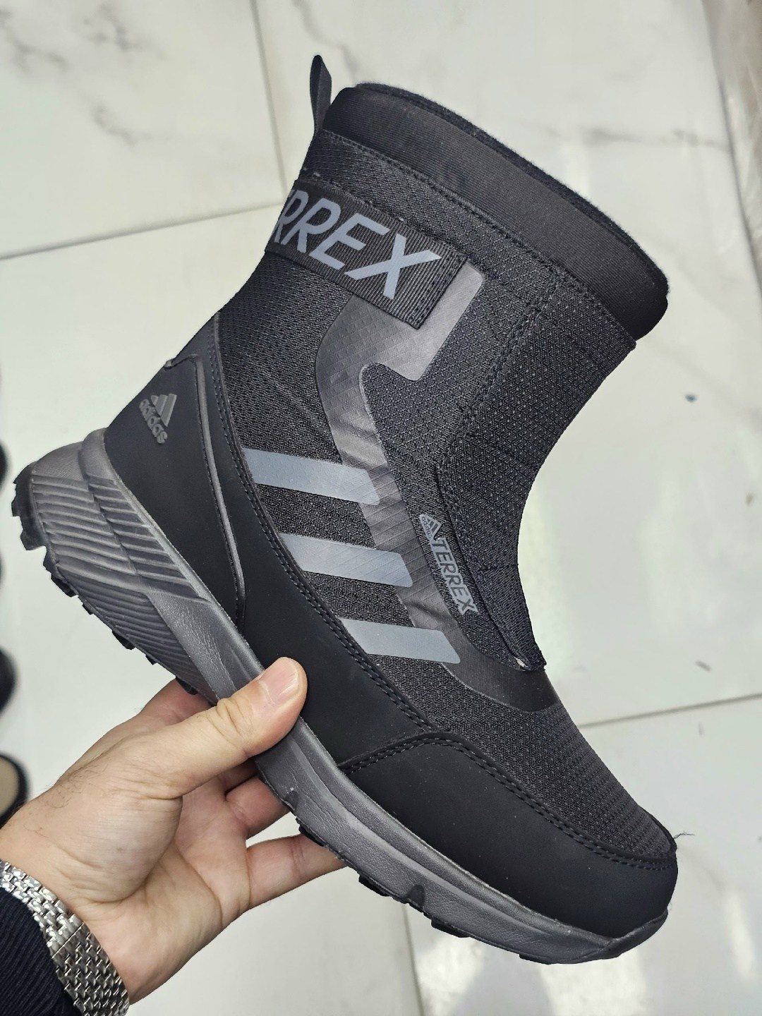 adidas дутики,дутики adidas terrex,дутики мужские зимние adidas terrex,дутики сапоги короткие зимние адидас adidas terrex,мужские дутыши adidas terrex