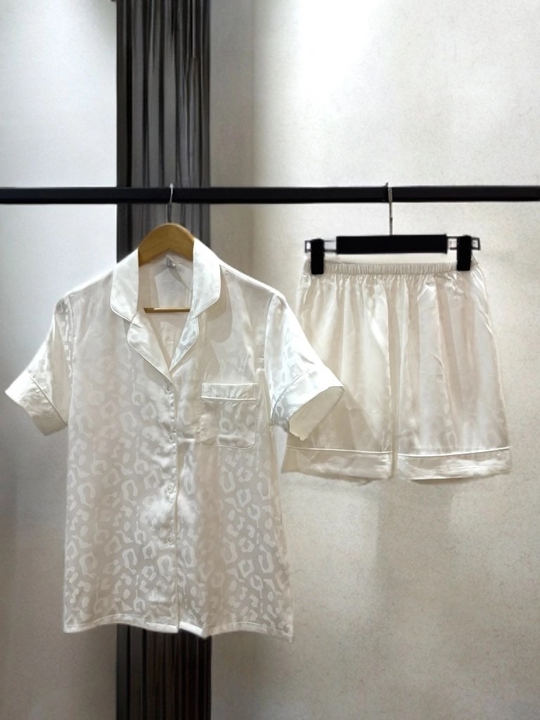 пижама комплект,пижамы женски,пижамы для дома,шелковая пижама,пижама шортами