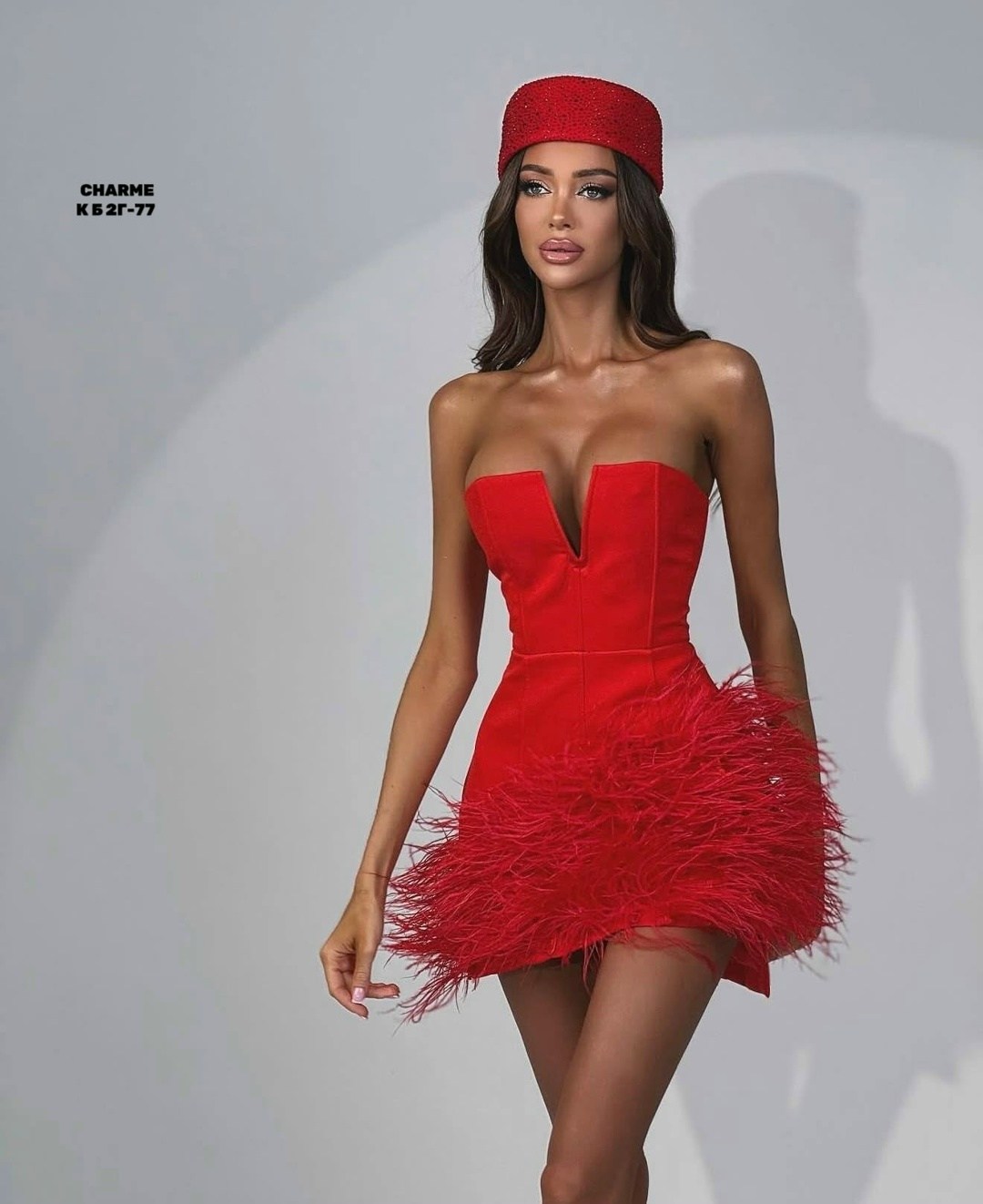 платье короткие,мини платье,красная платья,женские вечерние платья,платье с перьями