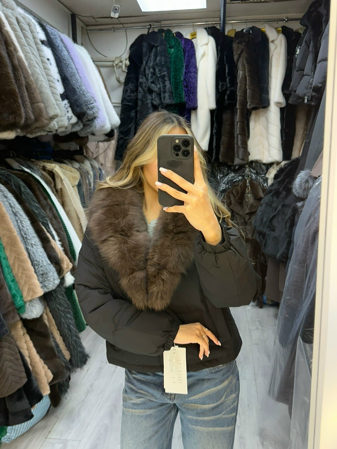 куртка-бомбер с натуральным мехом песца,пуховик с натуральным мехом,куртка женская,пуховик женский с натуральным мехом,куртка с мехом