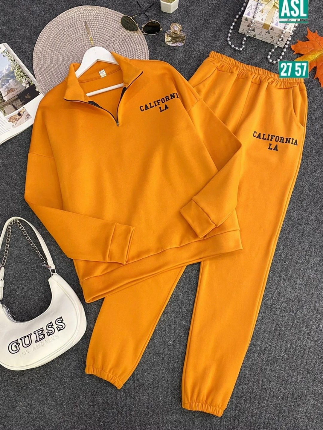 костюм на флисе,женский спортивный костюм на флисе,спортивные костюмы на флисе,женский спортивный костюм,костюм женский флисовый