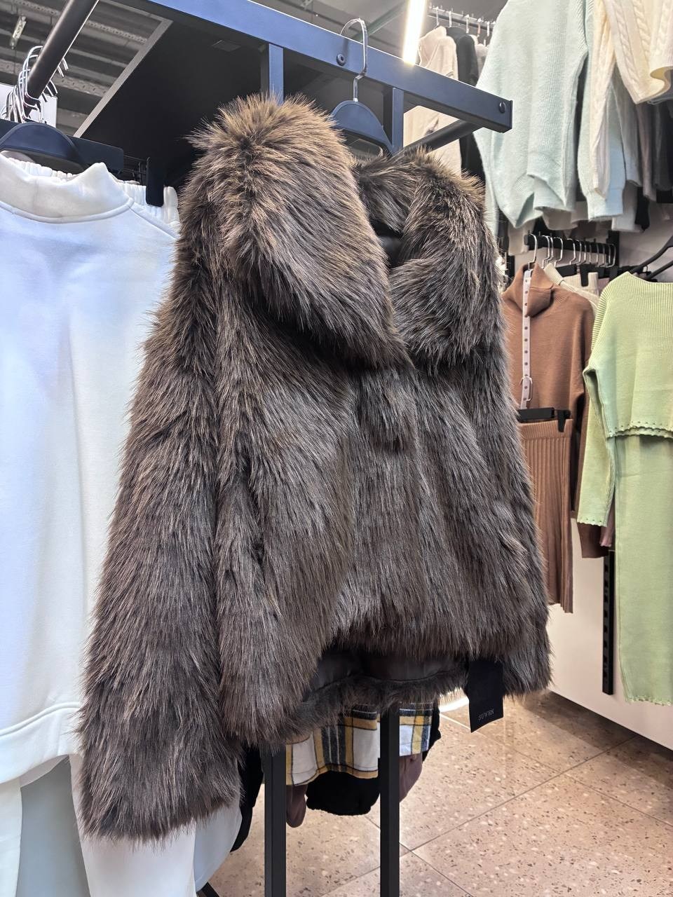 меховая куртка,меховое пальто,женские шубы,шуба из енота,куртка из искусственного меха