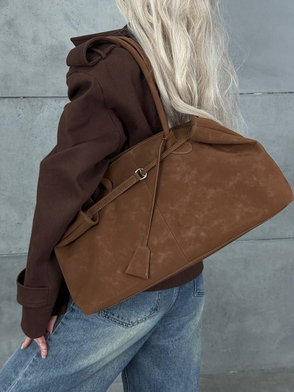 большая универсальная сумка цвета графит,сумка,сумка замшевая,модная большая сумка,женская сумка большая