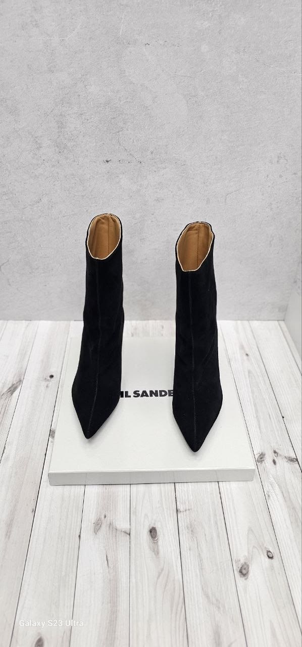 ,ботильоны gianvito rossi замшевые на каблуке,женские ботильоны,замшевые ботильоны,ботильоны