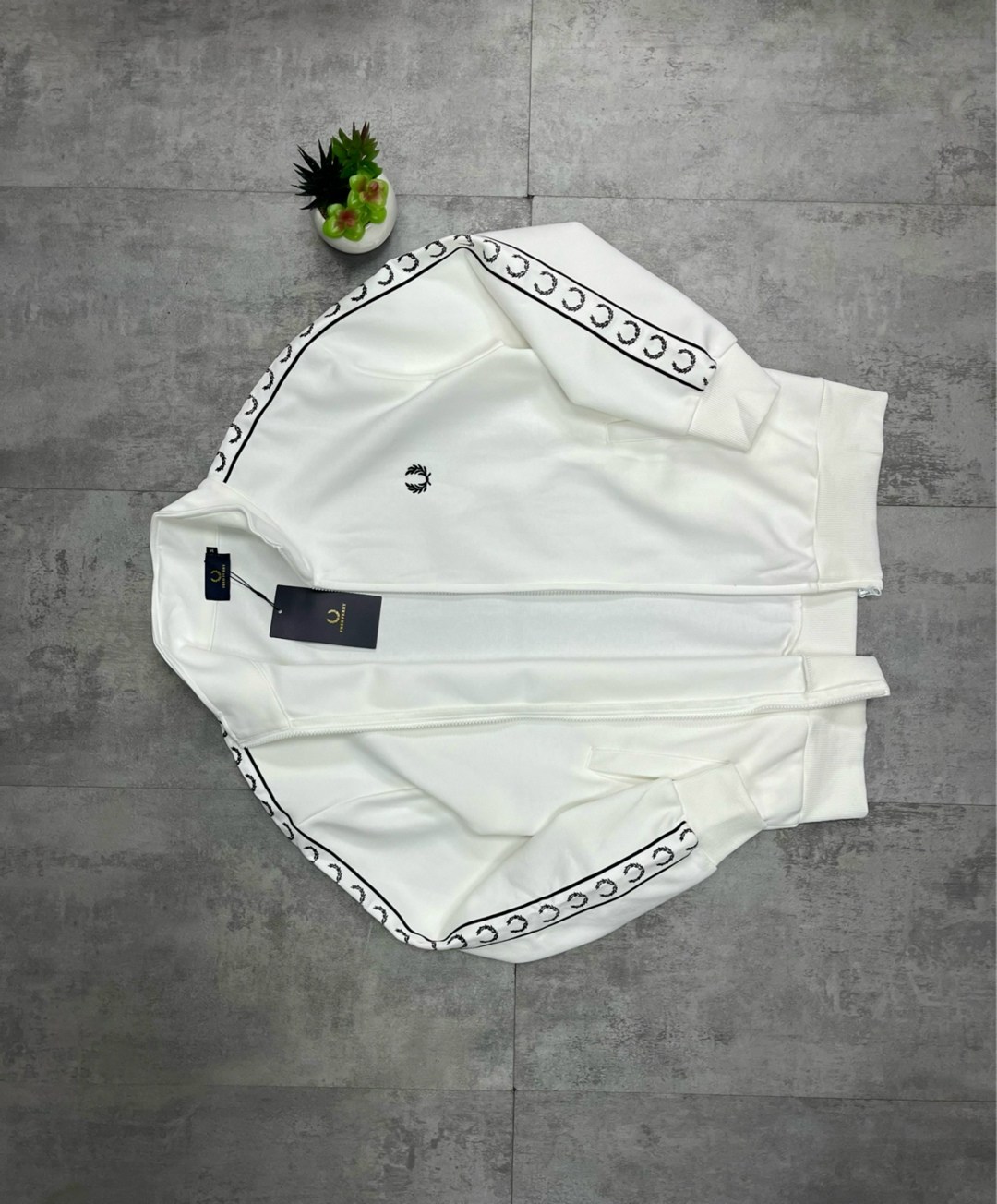 мужская кофта,fred perry олимпийка с лампасами,олимпийка фред перри белая,кофта fred perry,кофта для мужчин