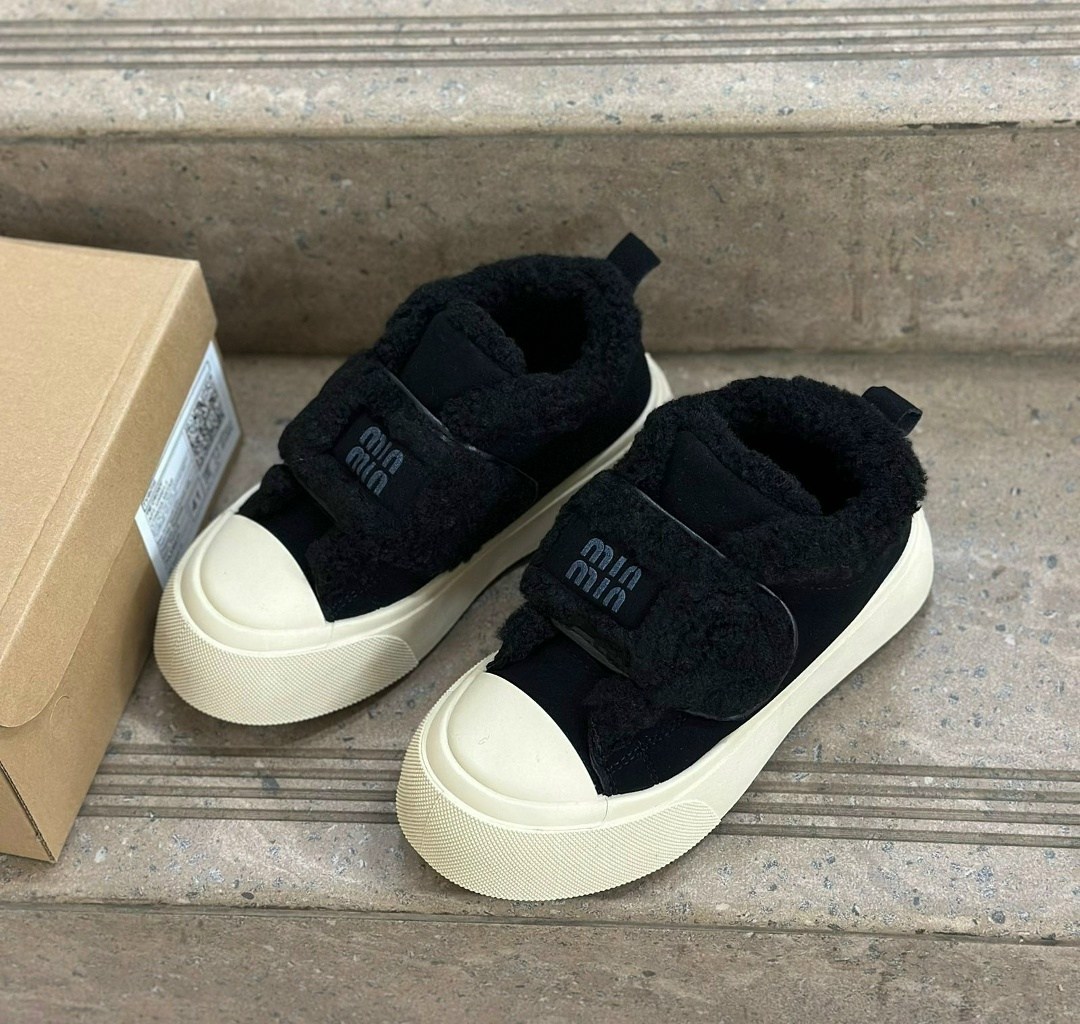 ,кроссовки женскиe,кроссовки женские miu miu,женская ,женские кеды