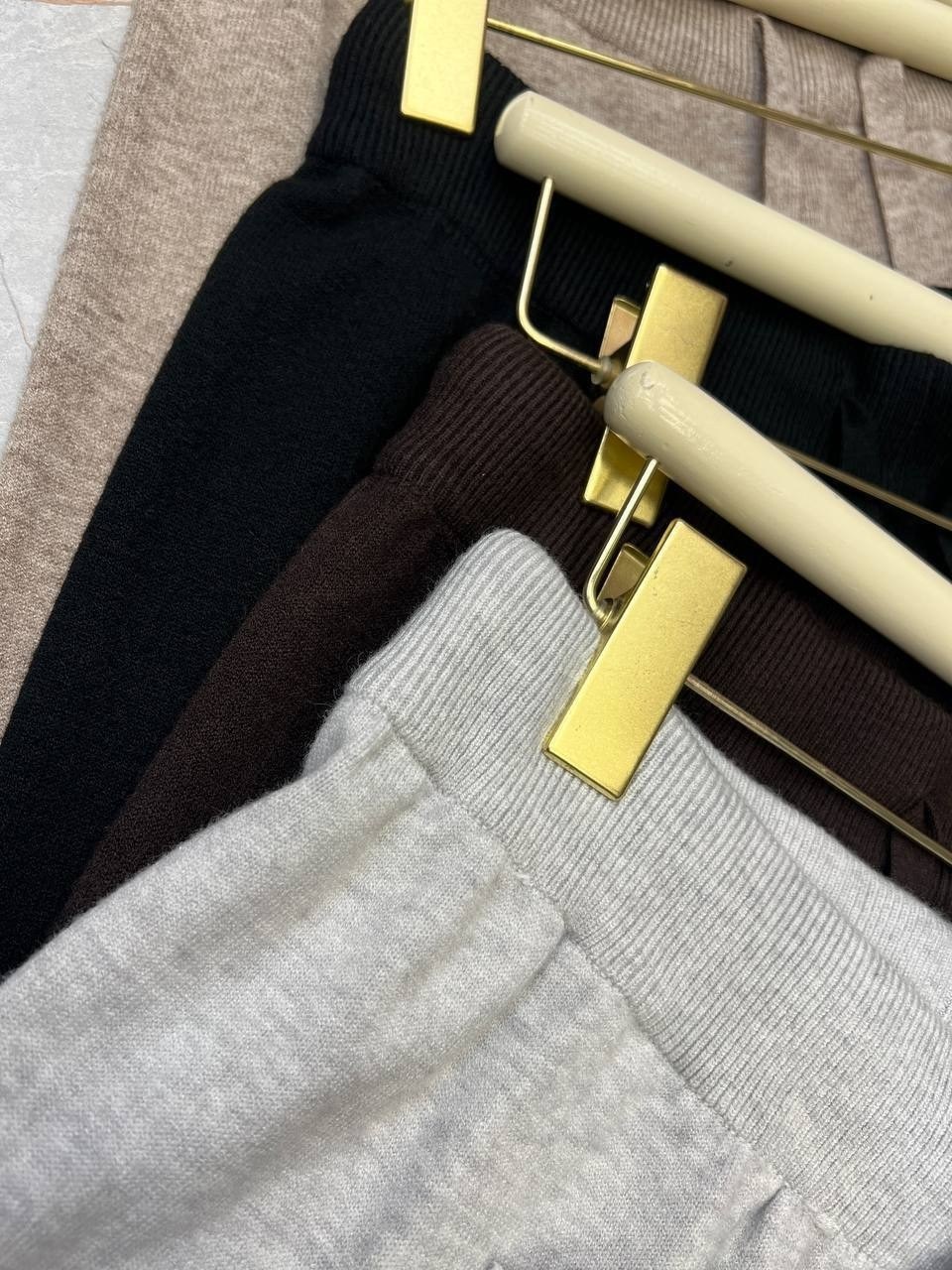 трикотажный костюм,кашемировый костюм loro piana,костюм трикотаж,кашемировый костюм,женские костюмы