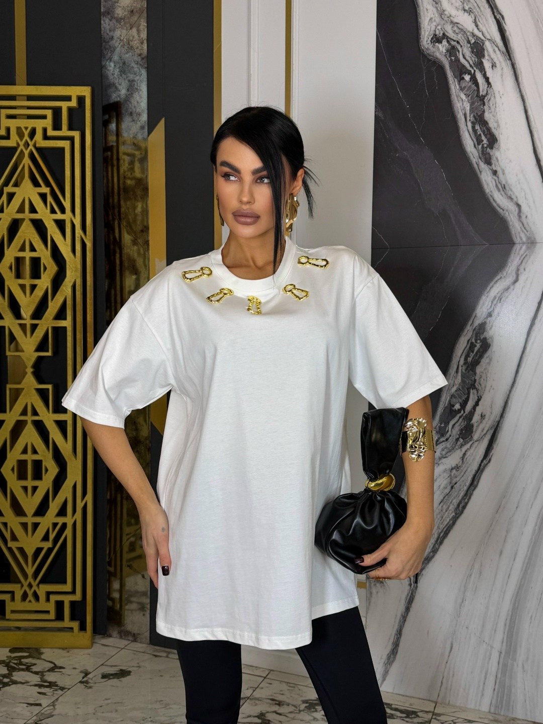 футболка оверсайз со стразам,футболка женская,футболка оверсайз женская,белая футболка оверсайз,футболка женская белая