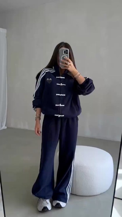 женский костюм,спортивный костюм,,женский спортивный костюм из двух предметов,женский спортивный костюм в стиле спорт шик