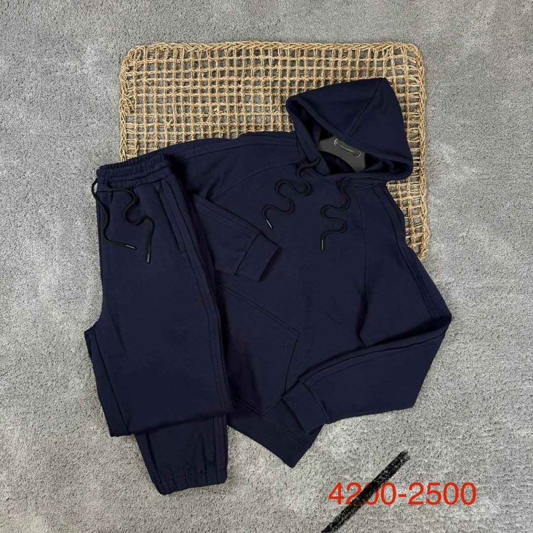 спортивный костюм brunello cucinelli,костюм спортивный,мужские спортивные костюмы,brunello cucinelli костюм,мужская мода