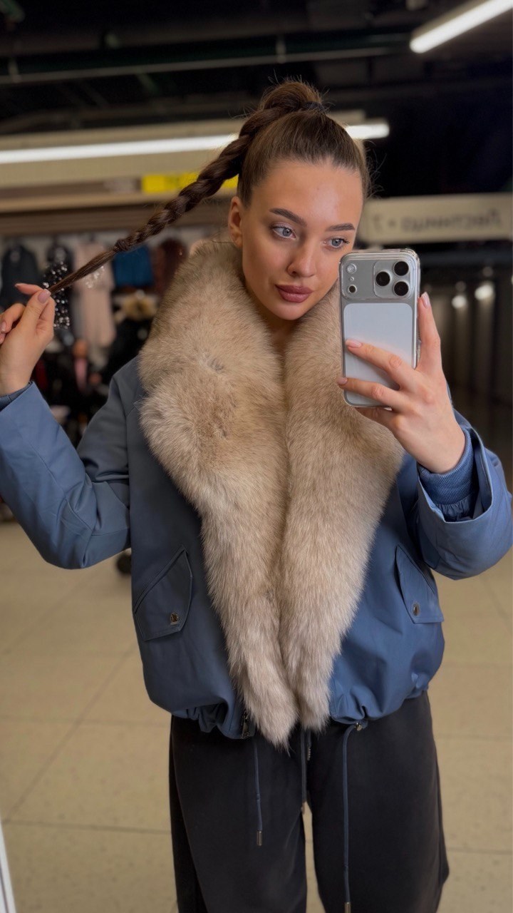 max mara женский синий пуховик с мехом,женский синий пуховик с натуральным мехом max mara,пуховики с натуральным мехом,пуховик с мехом,пуховик женский