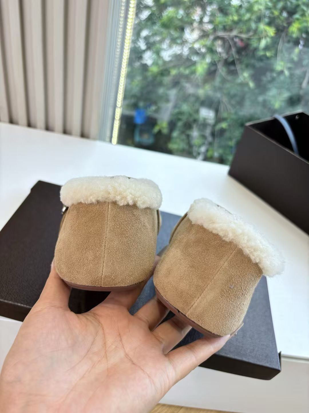 ,угги женские,меховая ,тапочки модные,угги тапки