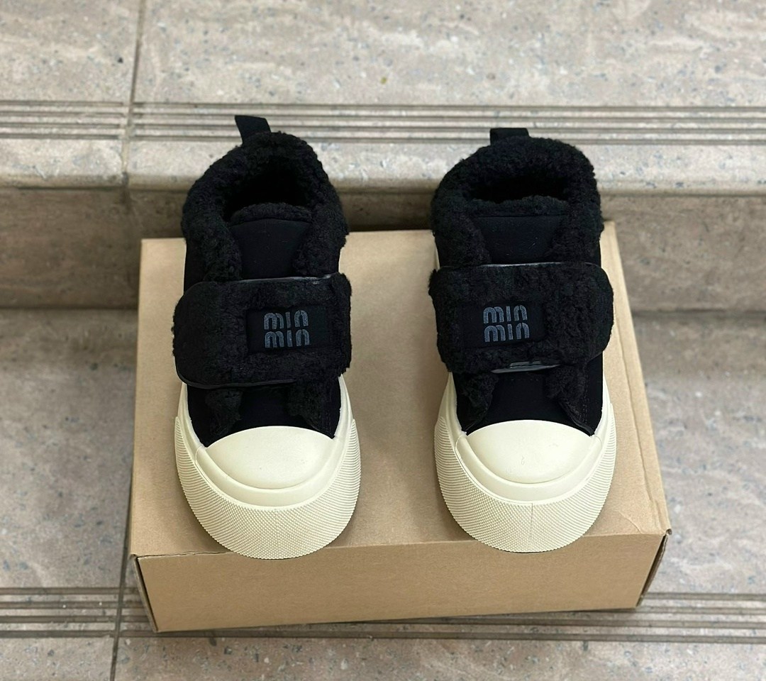 ,кроссовки женскиe,кроссовки женские miu miu,женская ,женские кеды