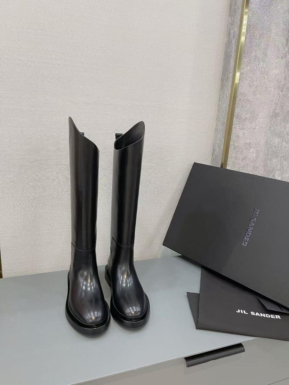 женские сапоги,сапоги высокие,jil sander сапоги,кожаные сапоги,кожаные женские сапоги