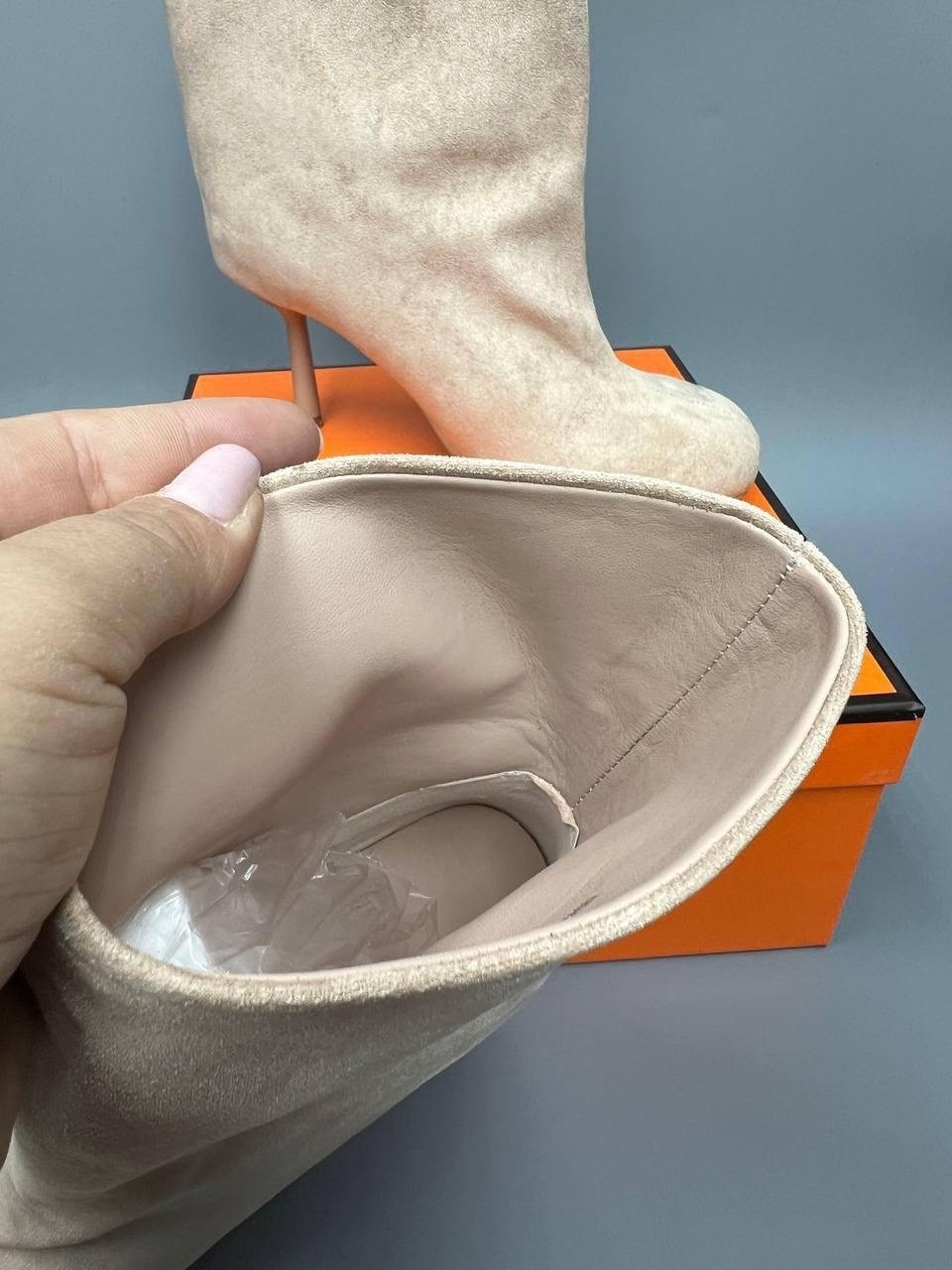 замшевые ботильоны прада женские,замшевые ботильоны,коричневые замшевые ботильоны,коричневые ботильоны,женские ботильоны