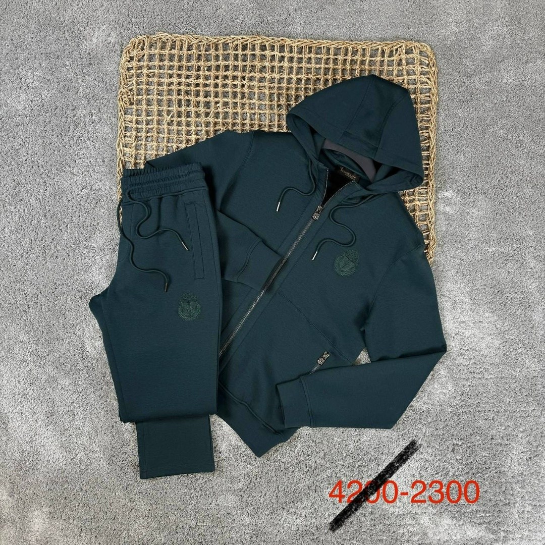 спортивный костюм calvin klein,спортивный костюм кельвин кляйн,спортивный костюм кельвин кляйн мужской,спортивный костюм armani,мужской спортивный костюм