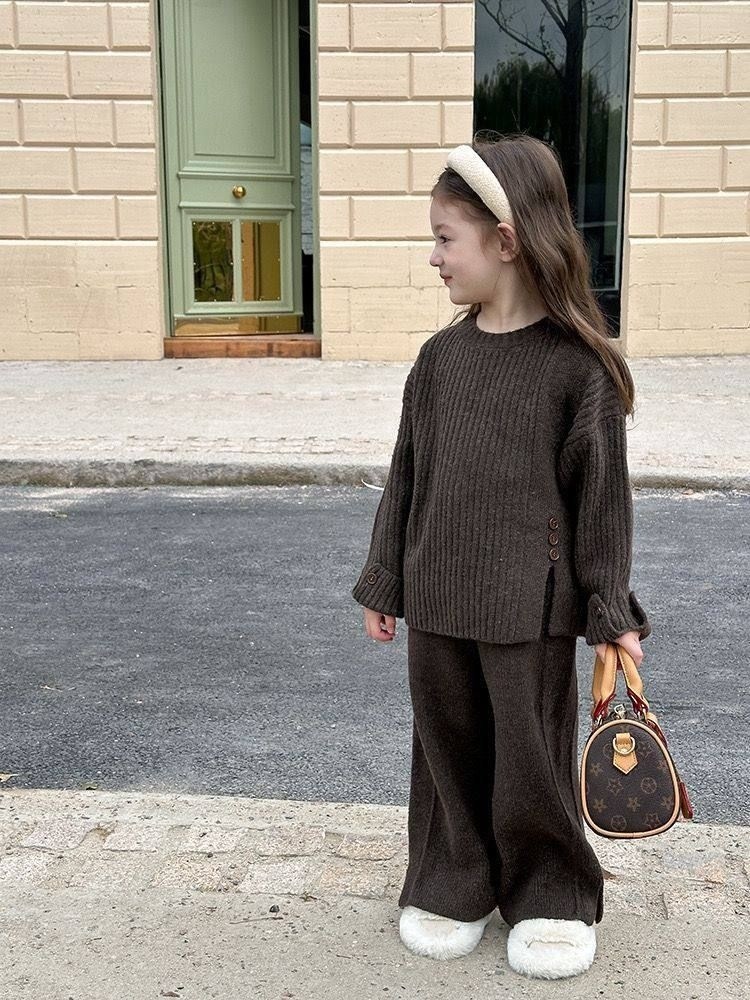 костюм детский теплый,свитер для девочек,костюмы для девочки,брюки вязаные,вязаные костюмы
