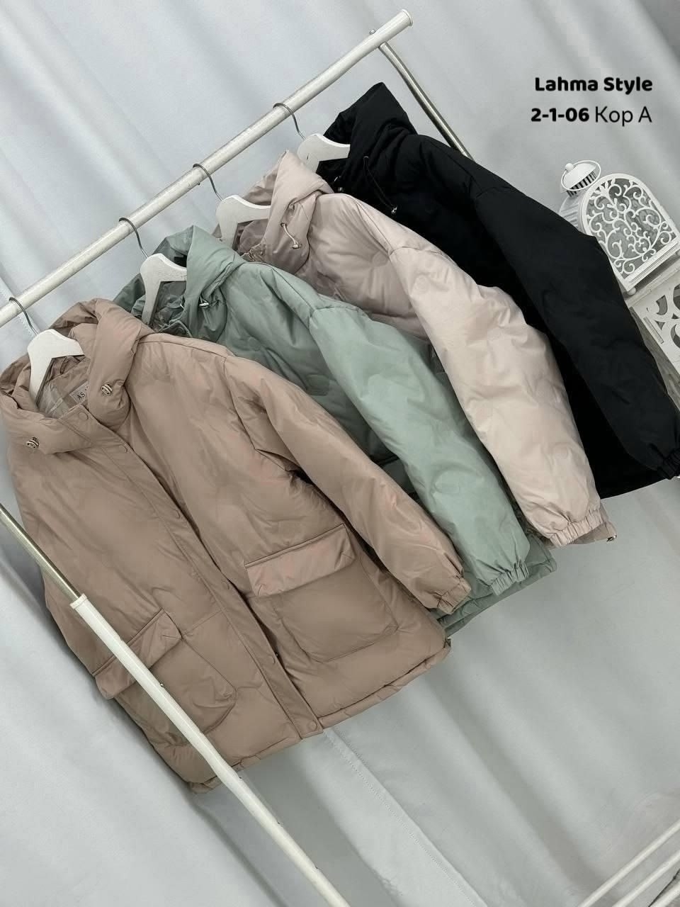 куртки больших размеров для женщин,женская куртка большого размера,куртка женская зимняя,куртка женская,куртка демисезонная оверсайз с капюшоном большие размеры vindi 272806304