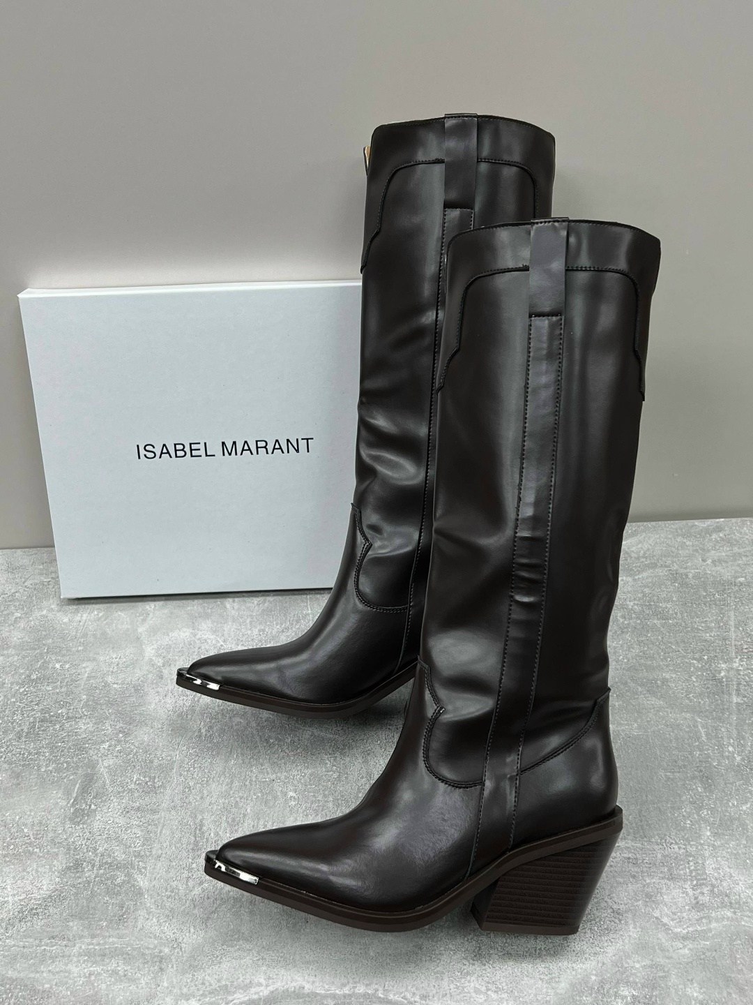 сапоги казаки женские высокие натуральная замша демисезонные,высокие сапоги казаки для женщин из натуральной замши,сапоги казаки,замшевые натуральные сапоги казаки на каблуке демисезонные,сапоги казак