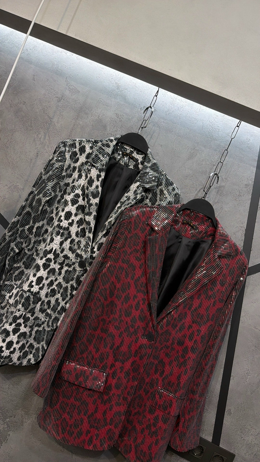 пиджак леопардовый,пиджак с леопардовым принтом,леопардовый пиджак dolce gabbana,пиджак с принтом,пиджак блейзер