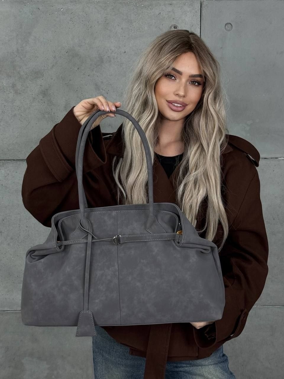 большая универсальная сумка цвета графит,сумка,сумка замшевая,модная большая сумка,женская сумка большая