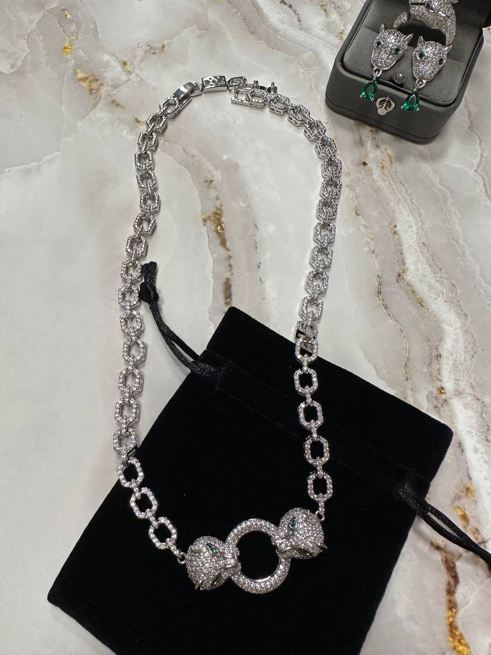 ожерелье,цепочка ожерелье,модное ожерелье,колье,цепь колье