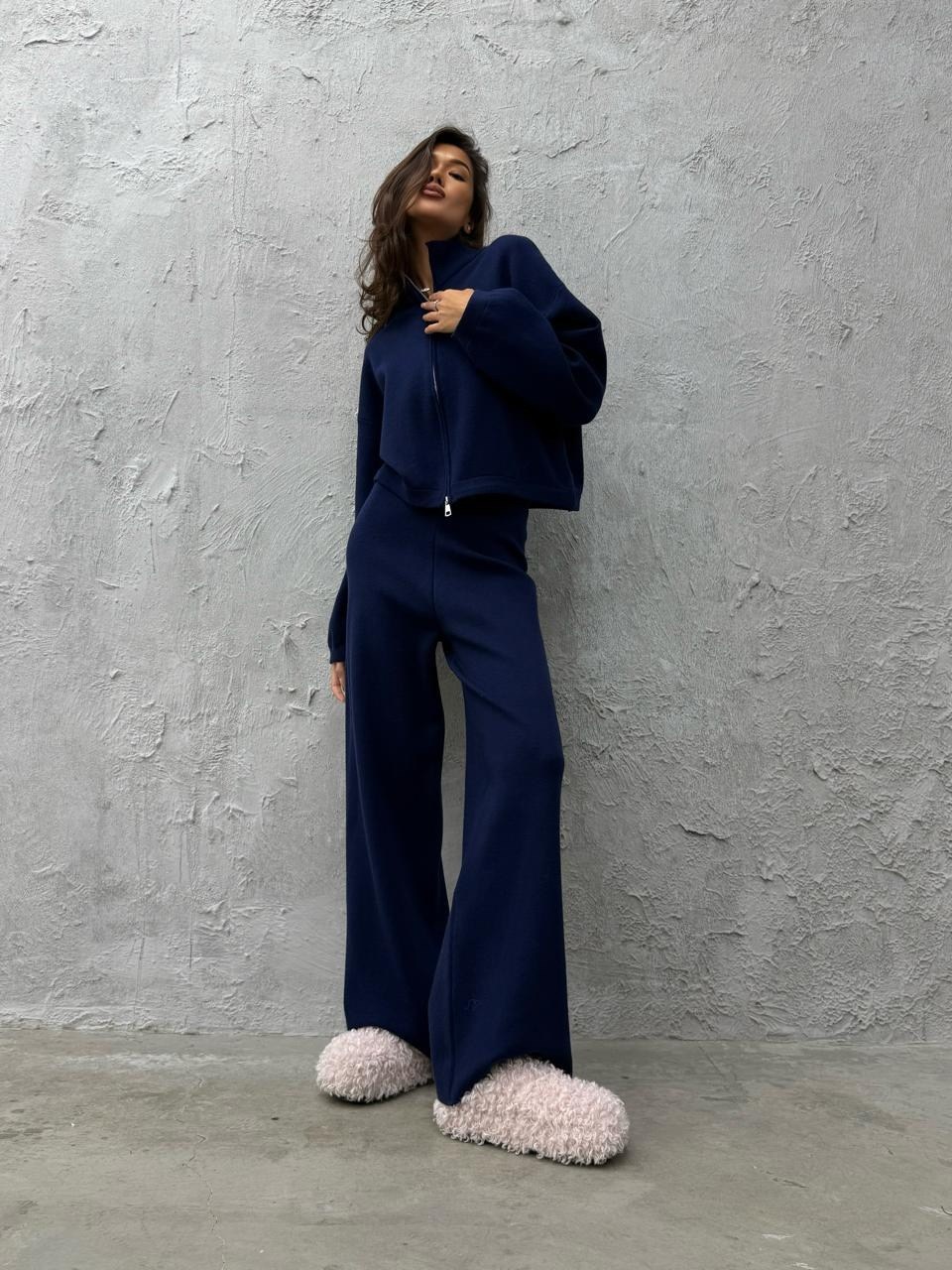 костюм спортивный темно-синий,широкие брюки,брючный костюм из плотного трикотажа aura womens shop,женские костюмы