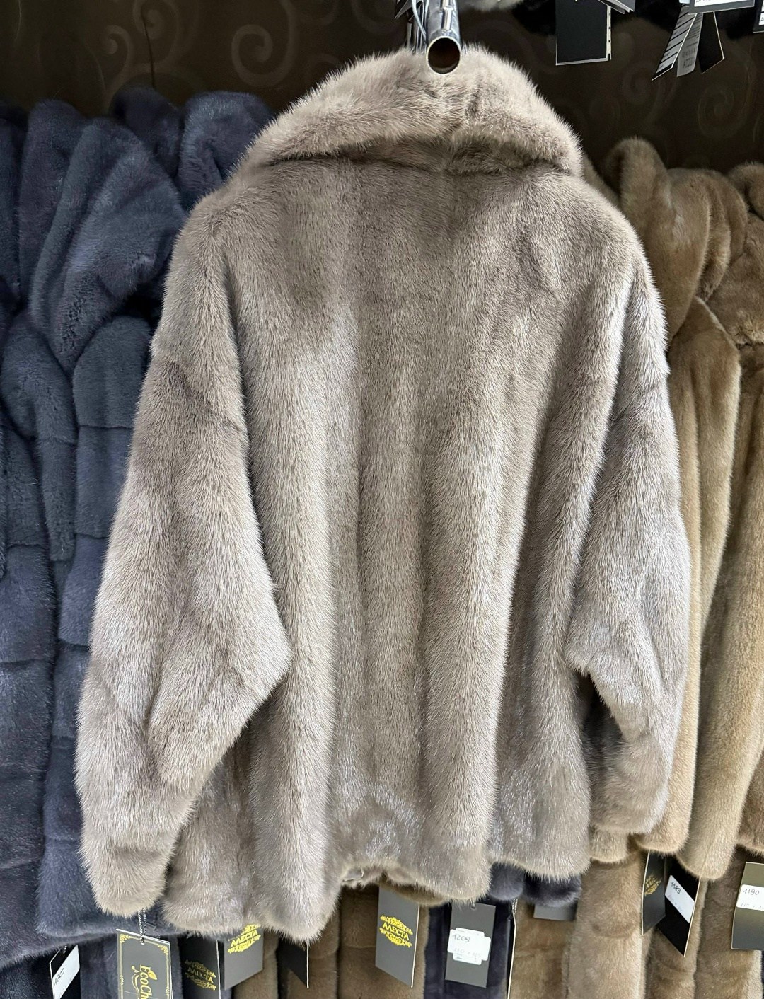 шубка из меха европейской норки с английским воротником,шуба норковая,шуба,меховая шуба,шуба норковая натуральная модель кимоно лики меха