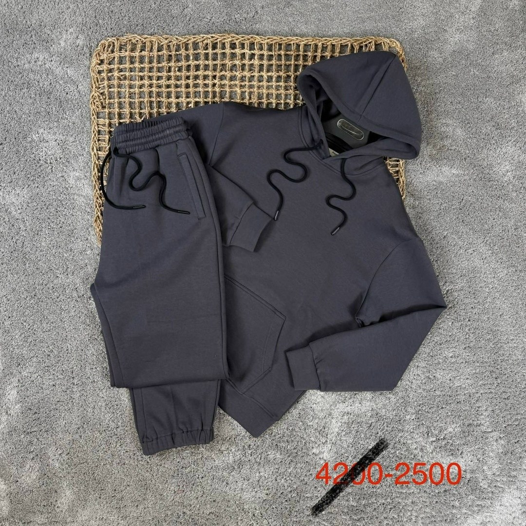 спортивный костюм calvin klein,спортивный костюм кельвин кляйн,спортивный костюм кельвин кляйн мужской,спортивный костюм armani,мужской спортивный костюм