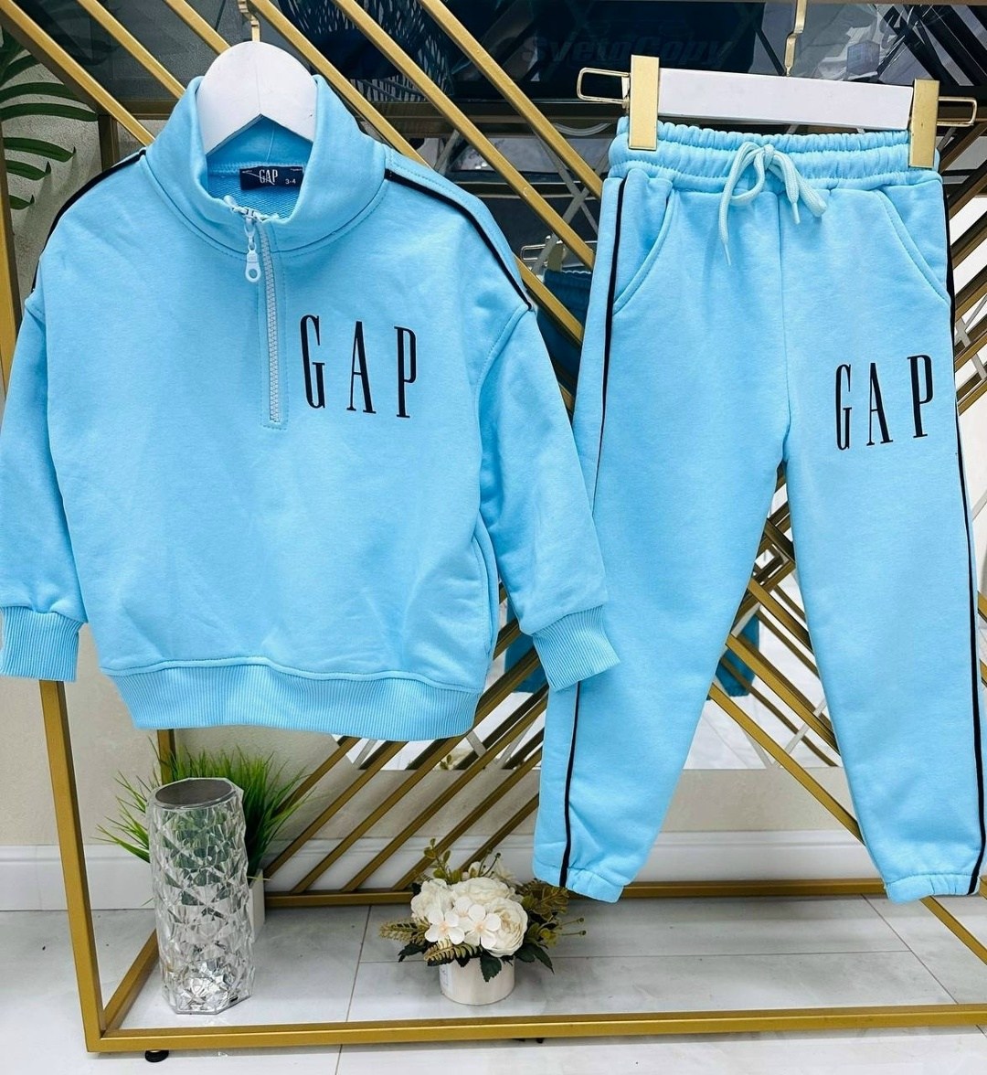 спортивный костюм gap,костюм на флисе,костюмы спортивные,костюмы спортивные детские,костюмы детские