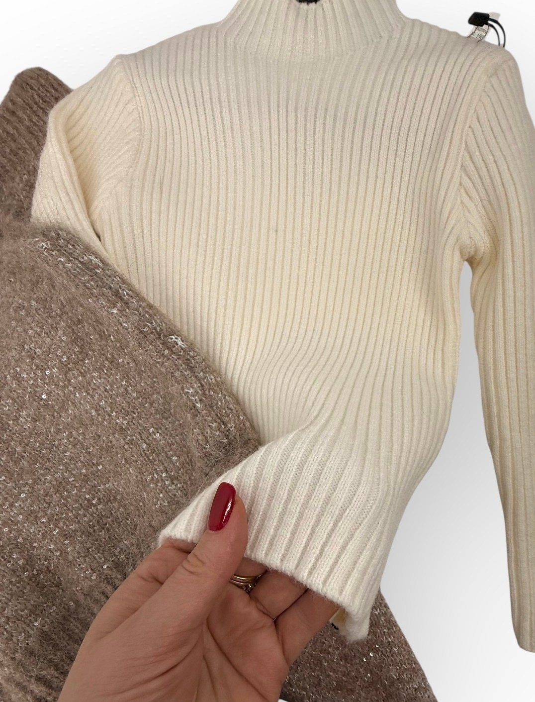 вязаная жилетка,вязаная безрукавка,вязаный жилет для девочки,жилет школьный для девочки трикотажный вязаный,вязаные жилеты