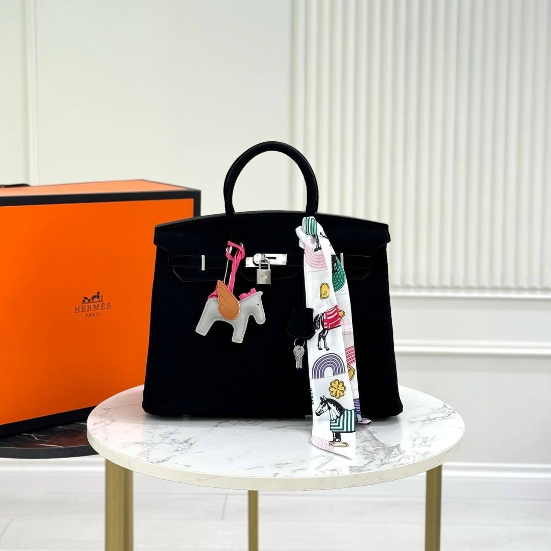 hermes сумка,женская сумка hermes,сумки эрмес замшевая,сумка гермес,сумка гермес биркин