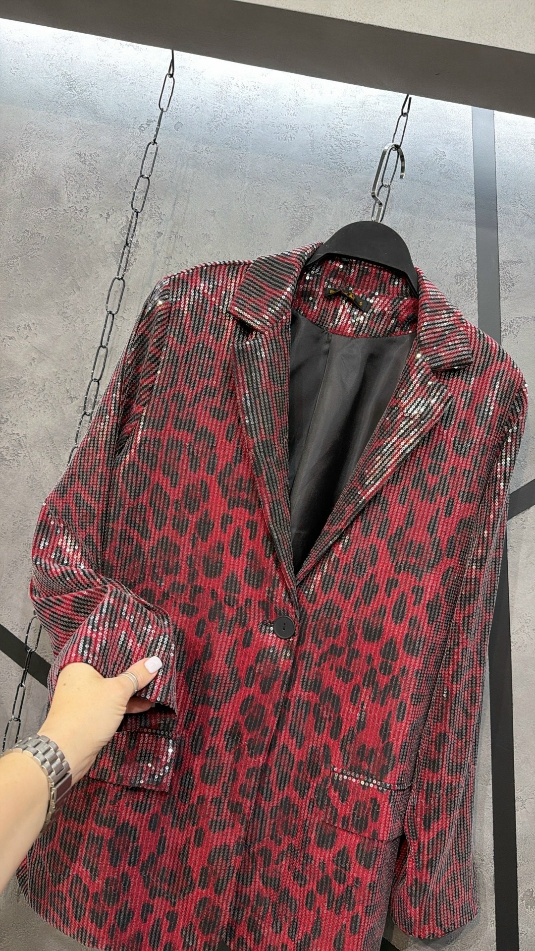 пиджак леопардовый,пиджак с леопардовым принтом,леопардовый пиджак dolce gabbana,пиджак с принтом,пиджак блейзер