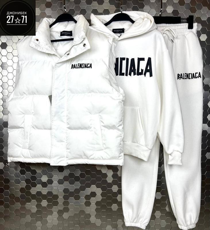 balenciaga куртка,зимняя куртка баленсиага,пуховик balenciaga,куртка черная баленсиага,баленсиага кристобаль