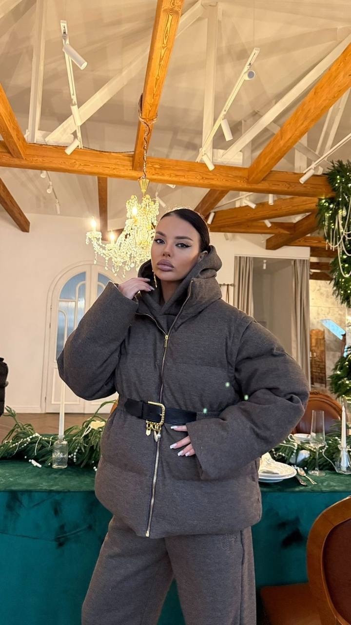 серый женский костюм тройка на флисе loro piana,темно-серый женский костюм тройка на флисе loro piana,женский костюм loro piana,костюм тройка miu miu,костюм тройка женский