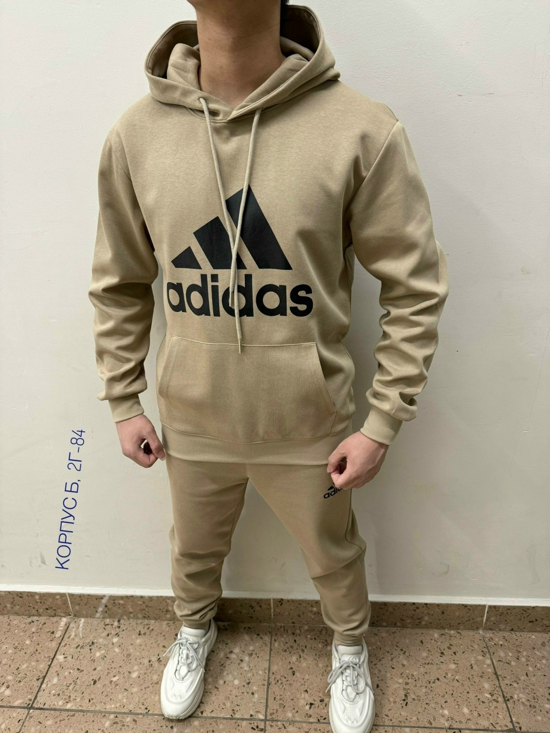 мужские спортивные костюмы,спортивный костюм для мужчин,костюм тонкий,мужские костюмы