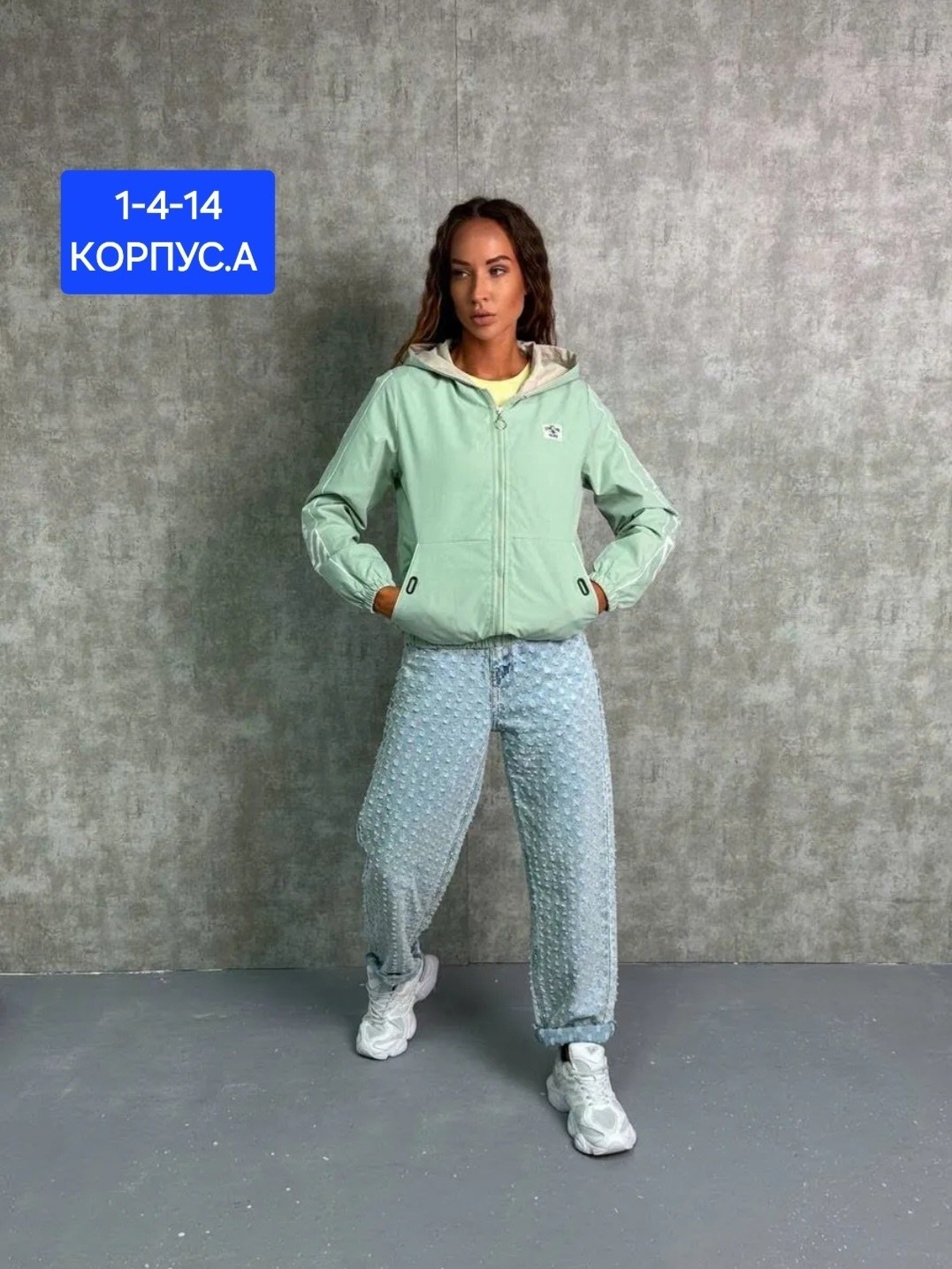 женская куртка,ветровка женская,легкая куртка,ветровка куртка,бомбер плащевка женская