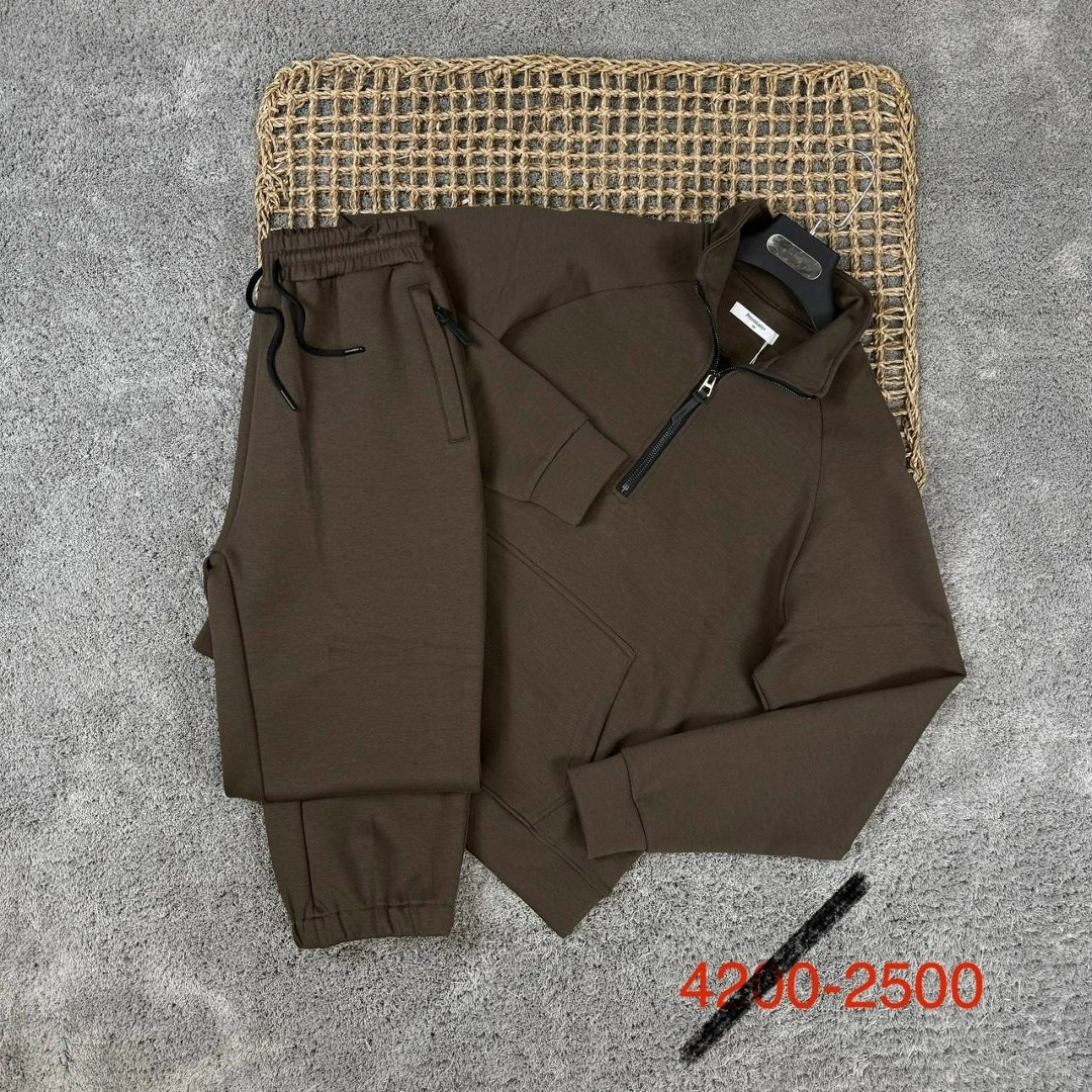 спортивный костюм brunello cucinelli,костюм спортивный,мужские спортивные костюмы,brunello cucinelli костюм,мужская мода