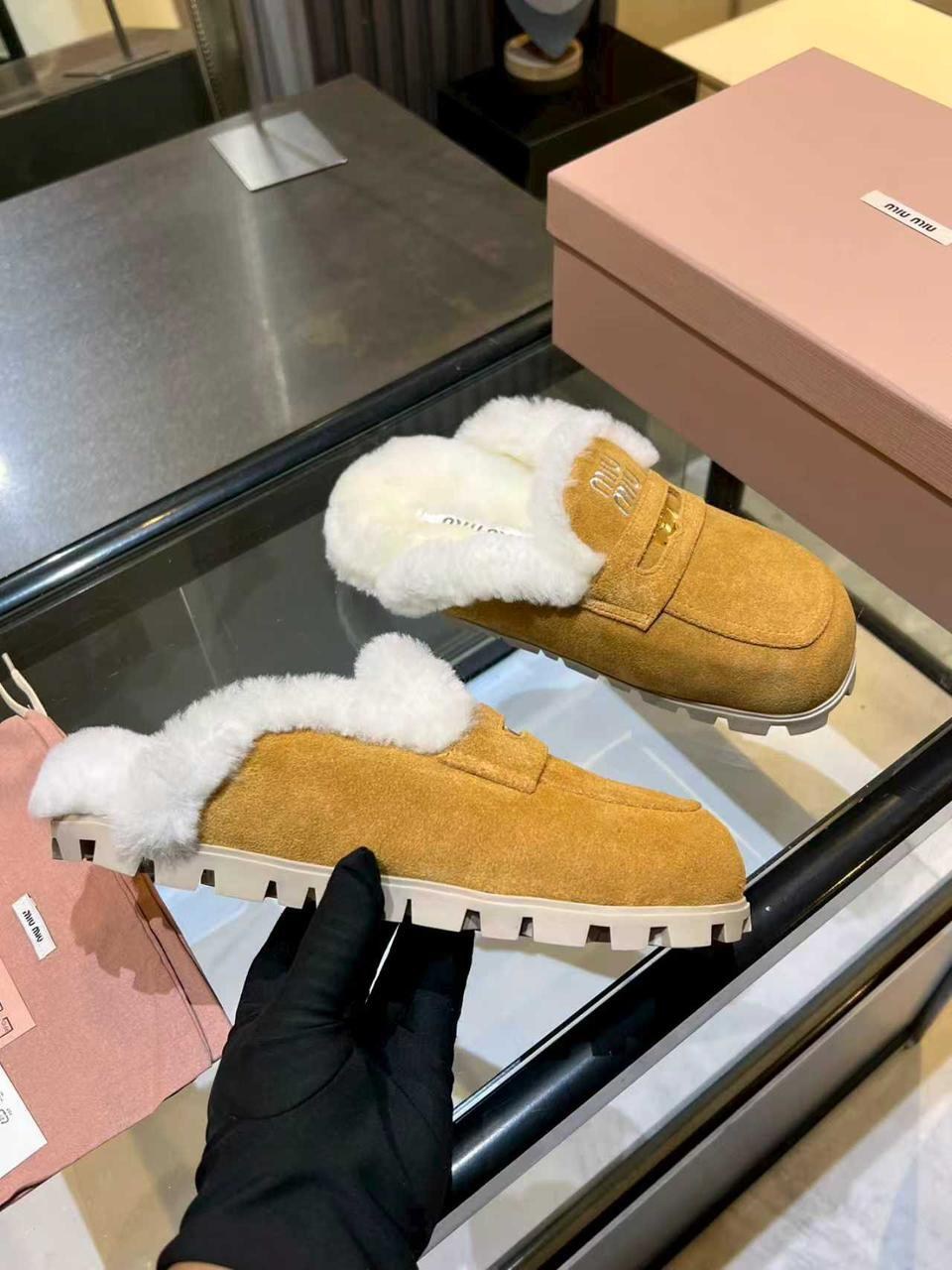 ,мюли женские с мехом,женские тапочки,меховые тапочки,тапочки модные