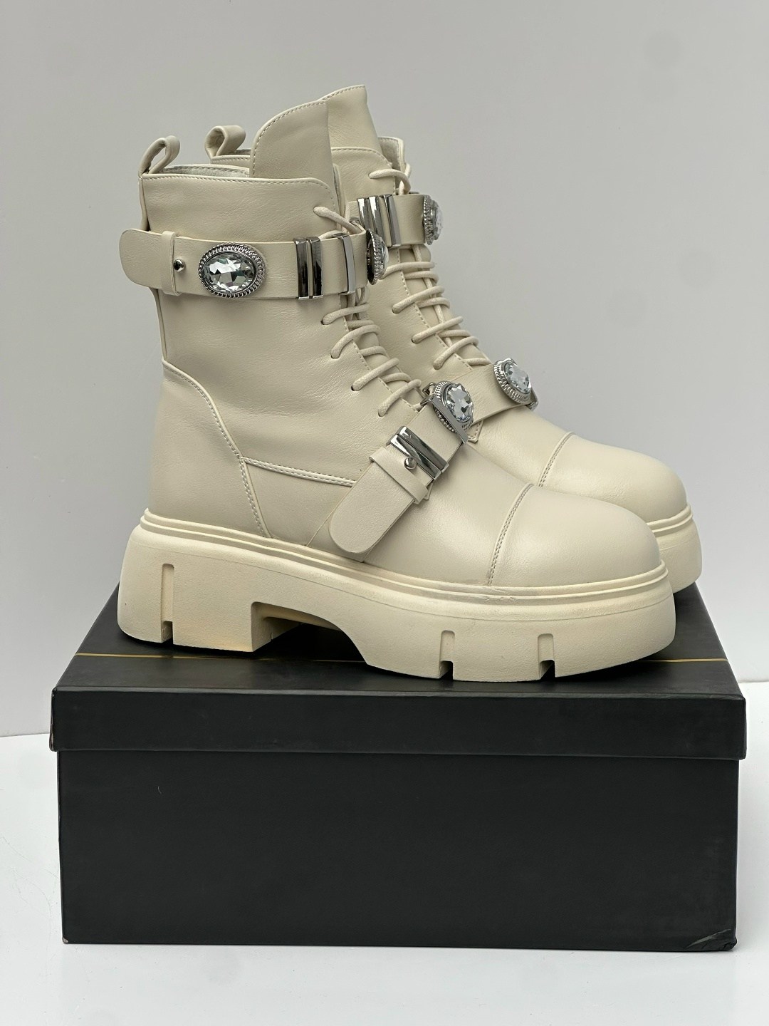 женские ботинки,ботинки,,модели ботинок,ботинки модные