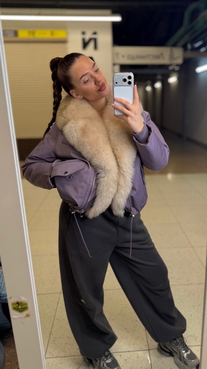 куртка-бомбер с натуральным мехом песца,пуховик с натуральным мехом,пуховик с мехом песца,пуховик женский с натуральным мехом,курткабомбер с натуральным мехом песца
