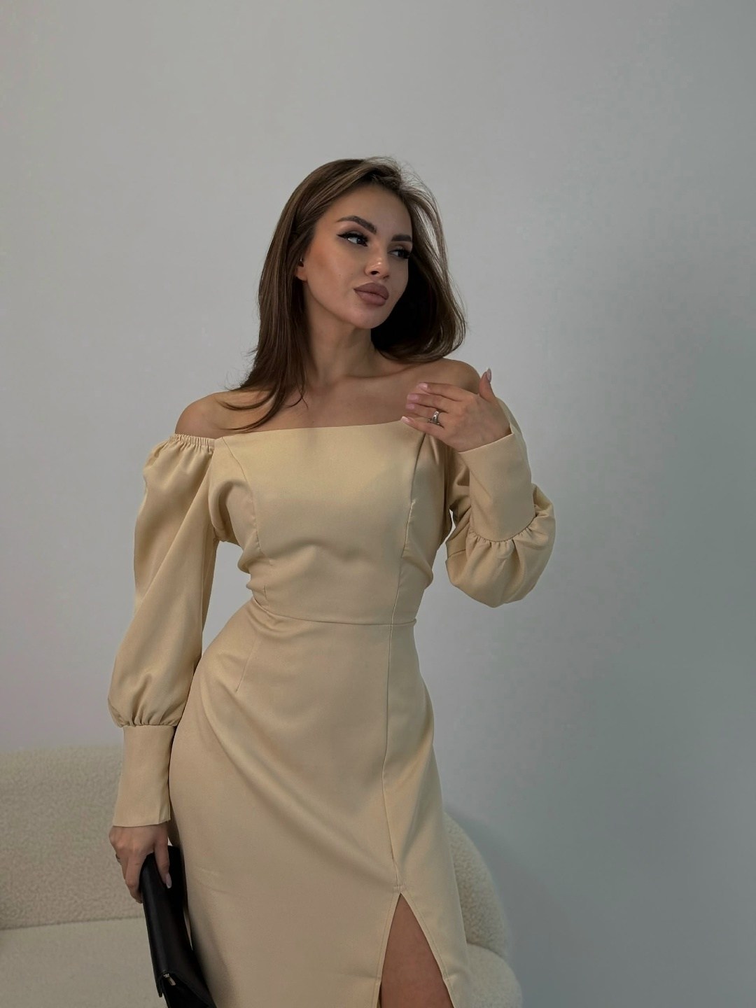 платье стильное,платье,женское платье,платье с объемными рукавами,стильное платье миди