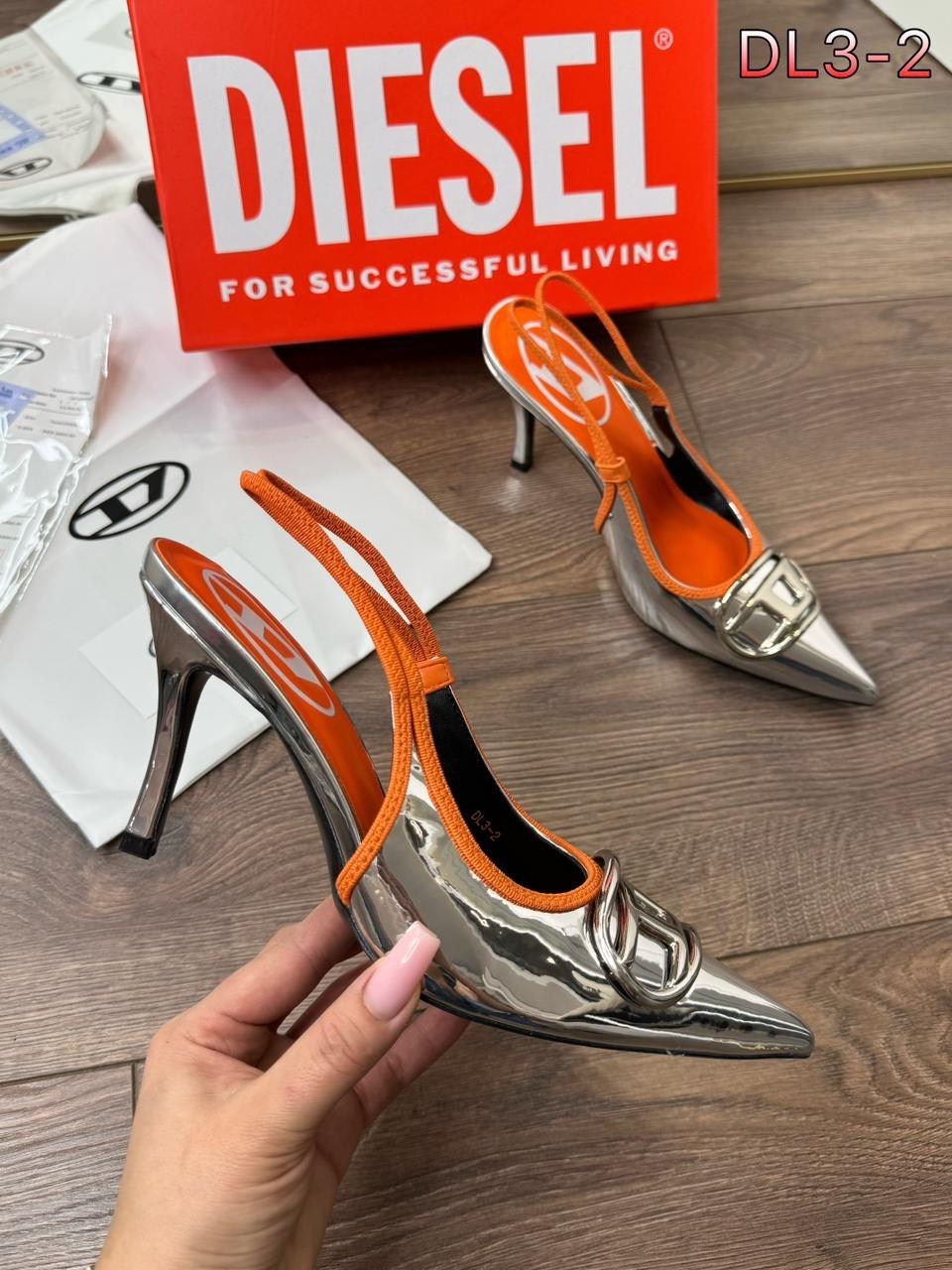 женские туфли лодочки,серебряные туфли,серебристые туфли,босоножки на каблуках,серебристые босоножки