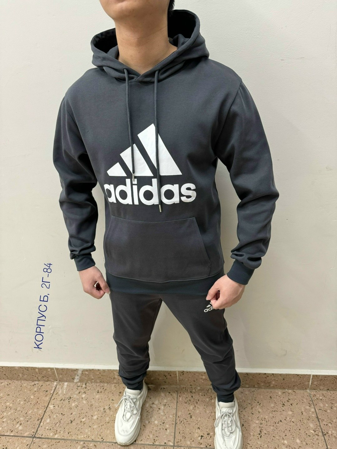 мужские спортивные костюмы,спортивный костюм для мужчин,костюм тонкий,мужские костюмы