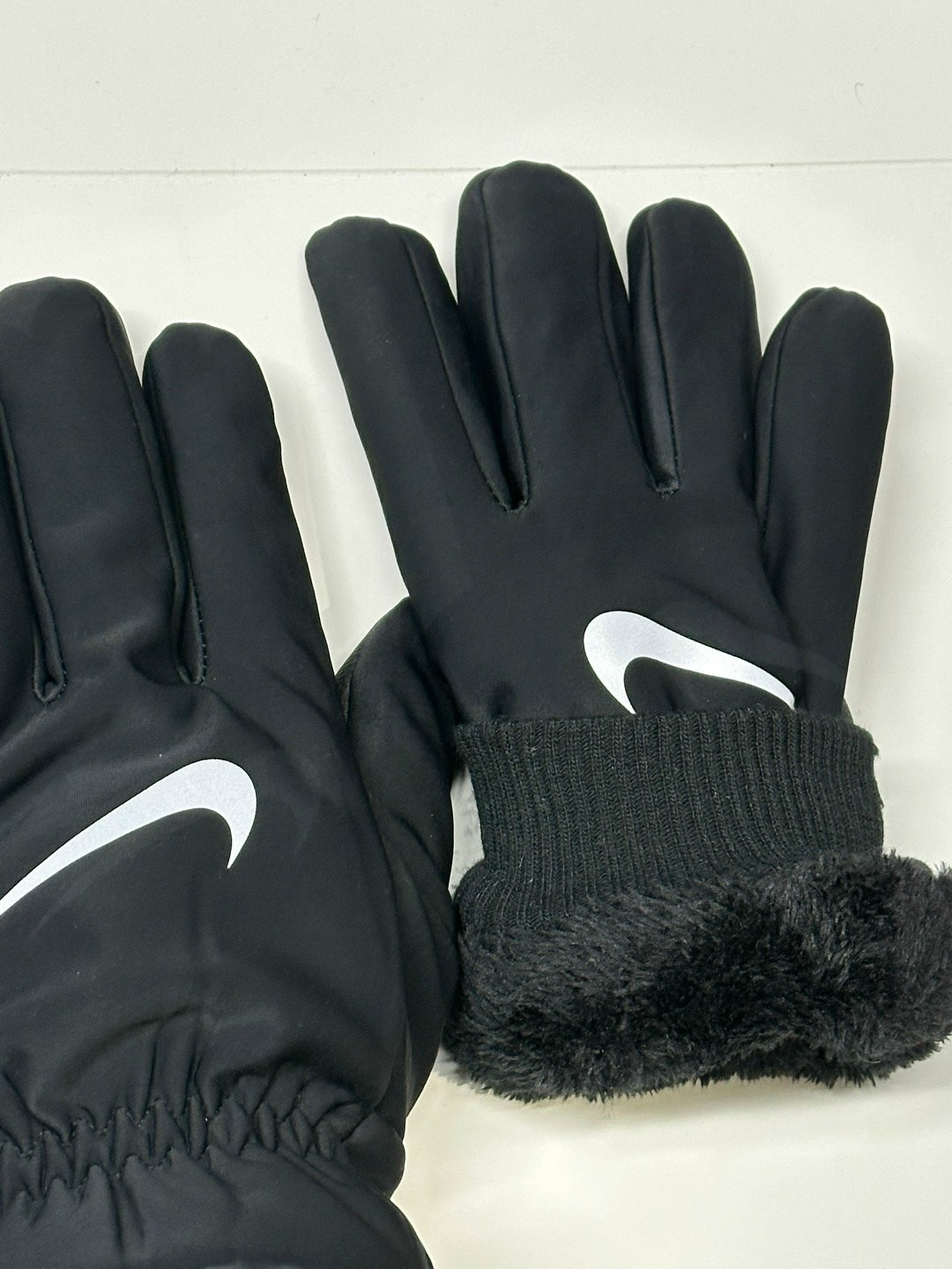 перчатки nike,перчатки найк,перчатки nike зимние,перчатки найк зимние,перчатки спортивные