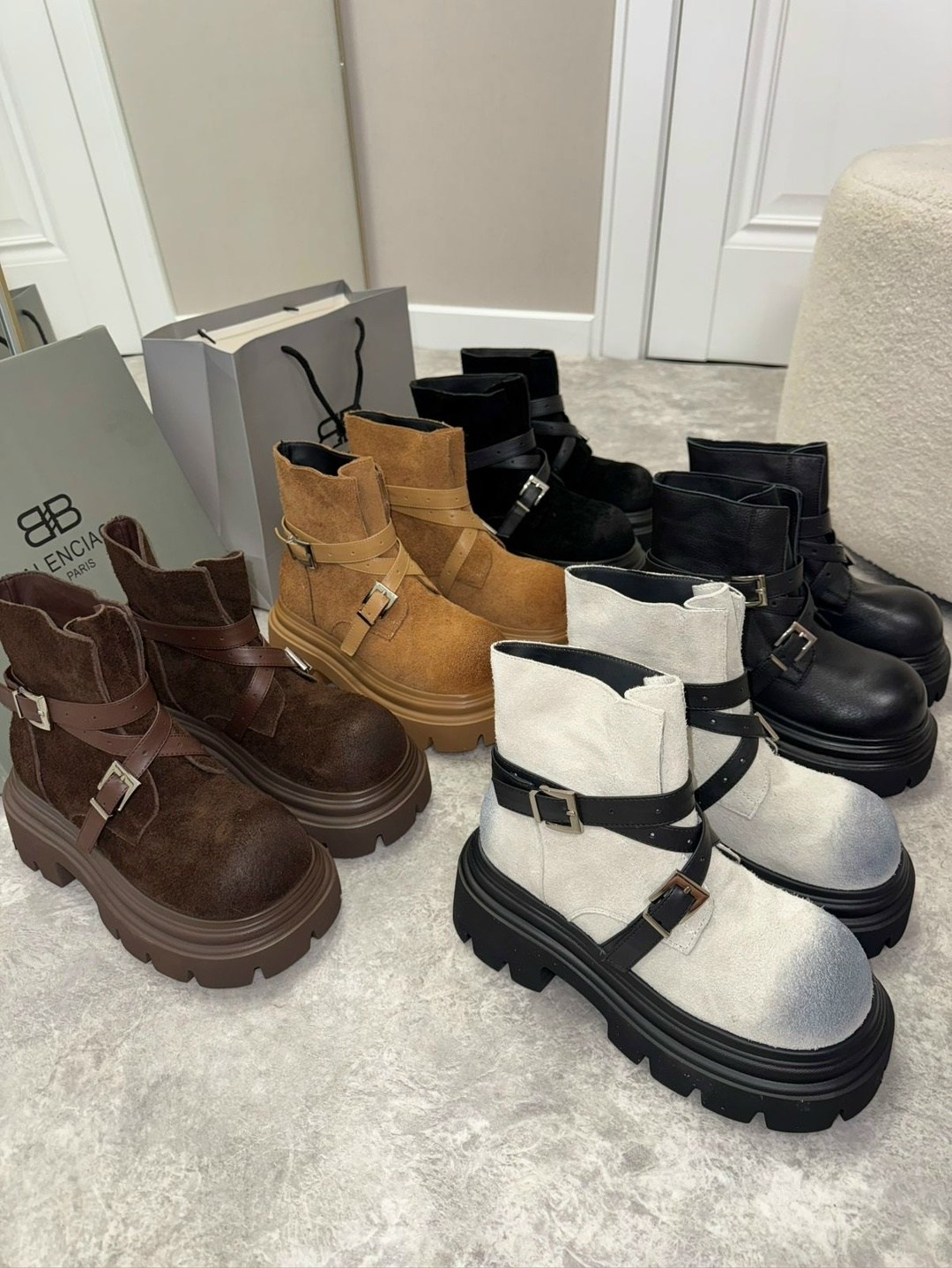 ,женские ботинки,ботинки,женская ,модные ботинки