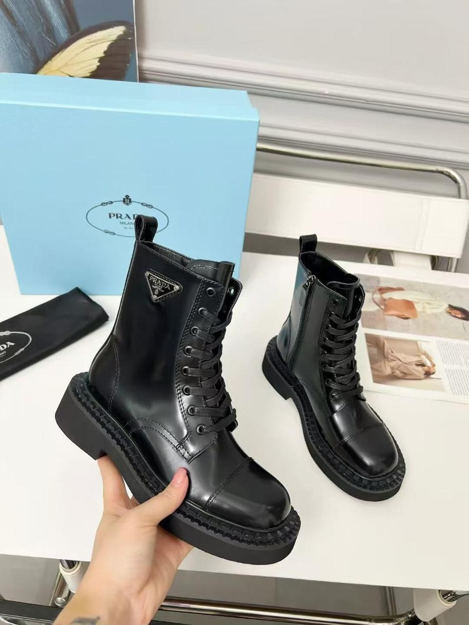 ботинки prada,,ботинки прада,ботинки женские,кожаные ботинки prada