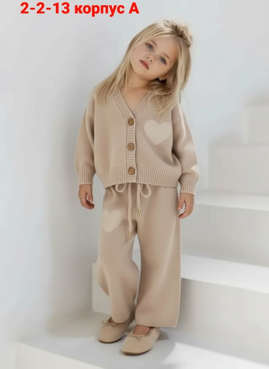 вязаные костюмы,кардиган для девочек,детский костюм,костюмы для малыша,детские костюмы